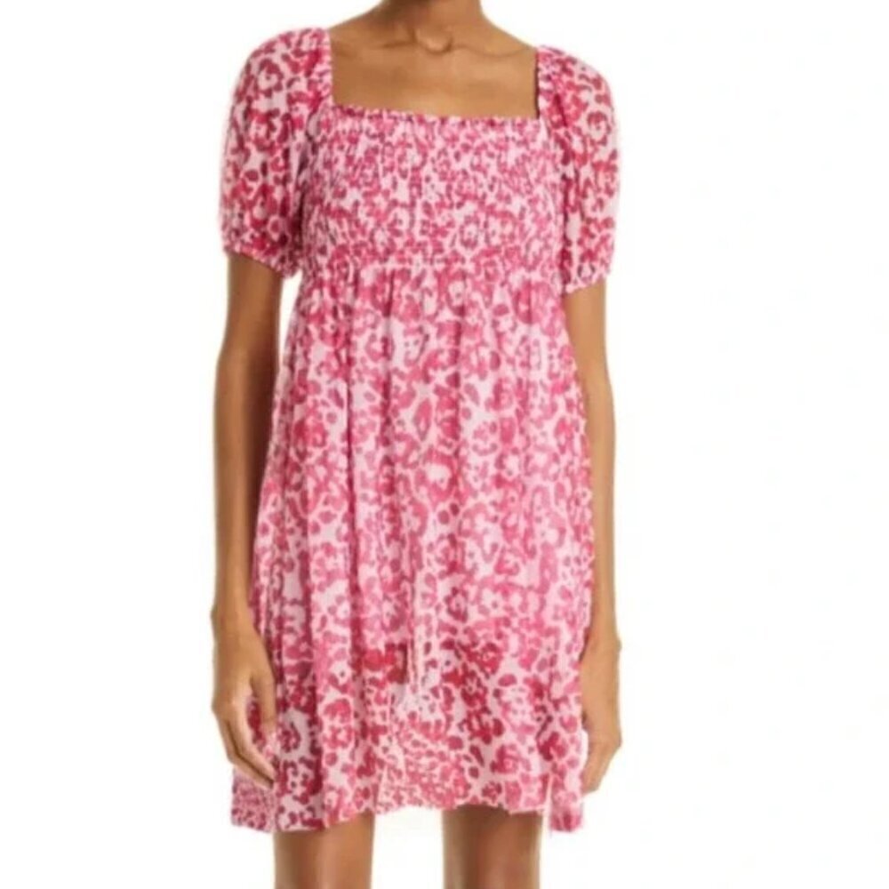 BAUM UND PFERDGARTEN Joliet Smocked Dress Size Medium M Pink Leopard